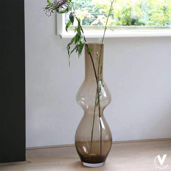 Vaas Douro | Vrouwelijke vorm | Uniek Design | Glas | Taupe | Groot| Lang | Ø28 x H70 cm