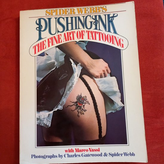 9780671249564 - Spider Webb's Pushing Ink