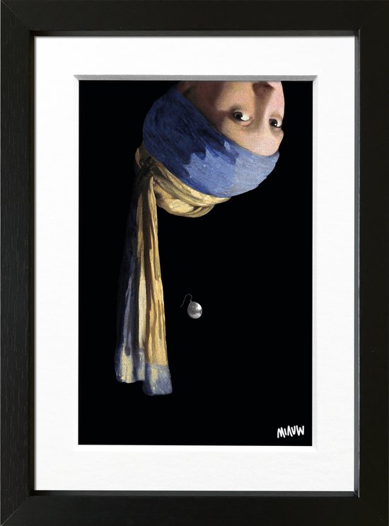 Kunstcadeau grappige kunst in een lijstje - Vermeer Meisje met de Parel ondersteboven - ingelijst met fotografische passe-partout - 15x20cm