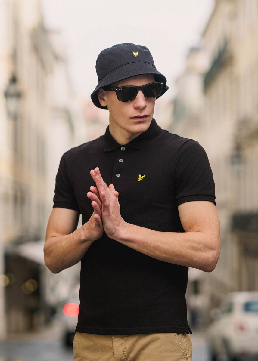 Lyle and scott bucket hat pink sales