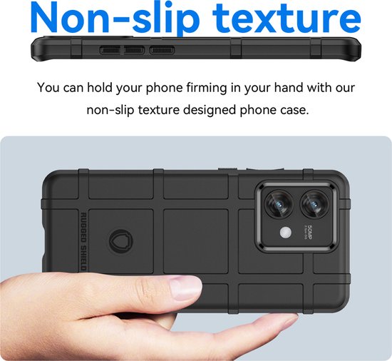 Zwarte Rugged Shield telefoonhoes in hand; met non-slip textuur.