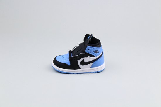 Air Jordan 1 University Blue Enfant taille 18 5 bol