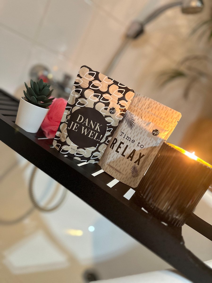 Goedkoopste Bodyscrub en badzout | Time to relax | Gift bedankt! - 2 stuks