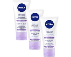 NIVEA Verzachtende Dagcrème - Gevoelige huid - SPF 15 - Parfumvrij en pH-neutraal - Met zouthoutextract en druivenpitolie - 3 x 50 ml