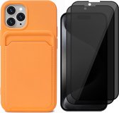 Hoesje Pasjeshouder geschikt voor iPhone 15 Pro Max - 2x Privacy Screenprotector FullGuard - Siliconen Case Back Cover Oranje & Screen Protector