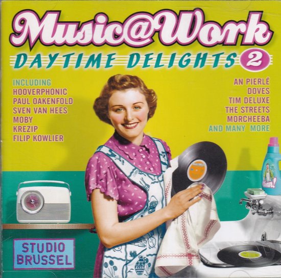 Vrolijke vrouw in schort met platenspeler en LP, 'Music@Work' logo.