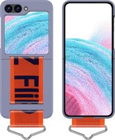 Lunso - Geschikt voor Samsung Galaxy Z Flip5 - Hoes met band - Lavender/Oranje