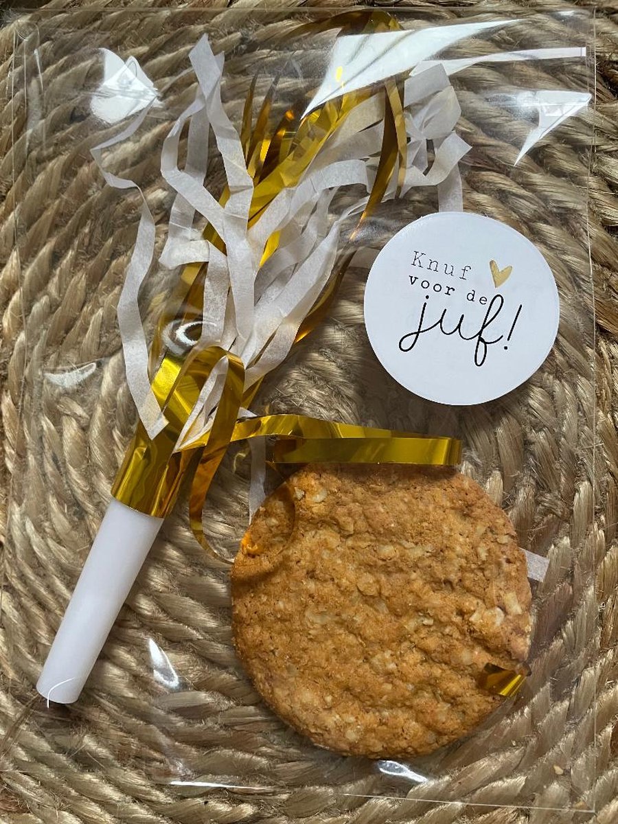 25 Uitdeelzakjes / Traktatie zakjes + 25 Stickers Knuf voor de juf - Wit - Zwart - Goud - Hart / Hartje | School traktaties - Cellofaan zakjes - Transparant - Uitdelen | Peuterspeelzaal - Kinderopvang - Bedrijf | DH collection