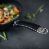 Bol.com Kuhn Rikon Titanio Star - Hapjespan - Sauteerpan - 24cm - Non Stick - 55 mm dikke bodem aanbieding