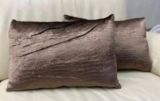 Sier kussen Croco Cushion Bronze long 50x30x10cm ca.500gr. Sfera Decor