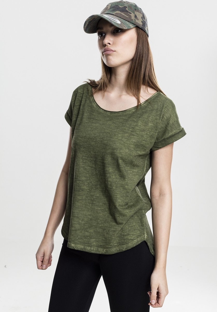 Urban Classics Shaped Spray Dye Shirt XS Groen