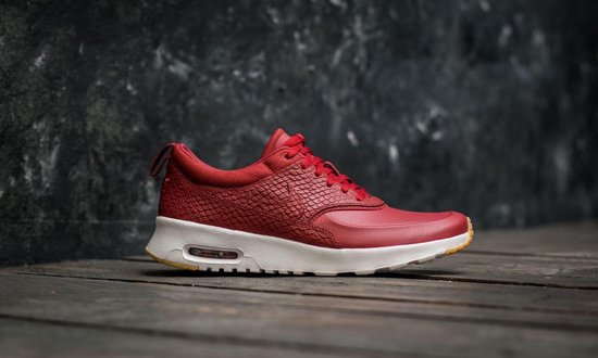 Voorwoord zo veel vonk Nike Air Max Thea Premium sneakers dames rood maat 39 | bol.com