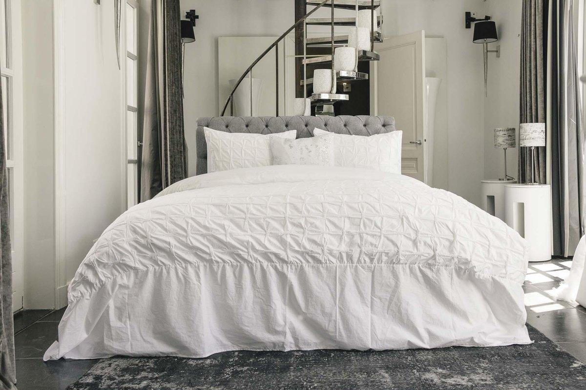 Yellow Mollina Dekbedovertrek - Litsjumeaux - 240x200/220 cm - White