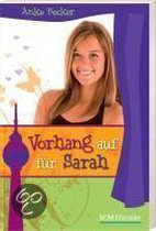 Vorhang auf für Sarah