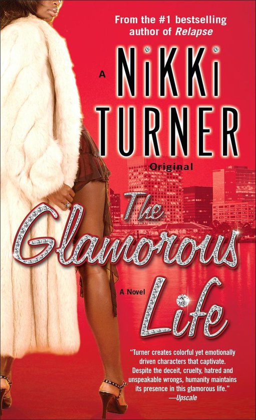Boekomslag van 'The Glamorous Life' van Nikki Turner, met een vrouw in een witte bontjas en een rode achtergrond.