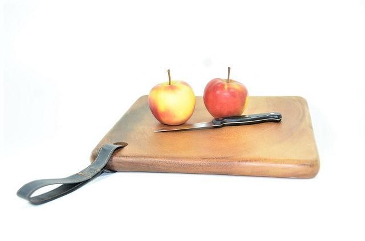 snijplank - acaciahout - met rubberen hengsel - 30 x 30 cm - fairtrade van Kinta