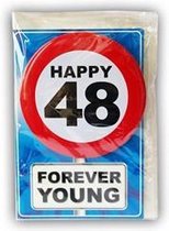 Happy Birthday kaart met button 48 jaar