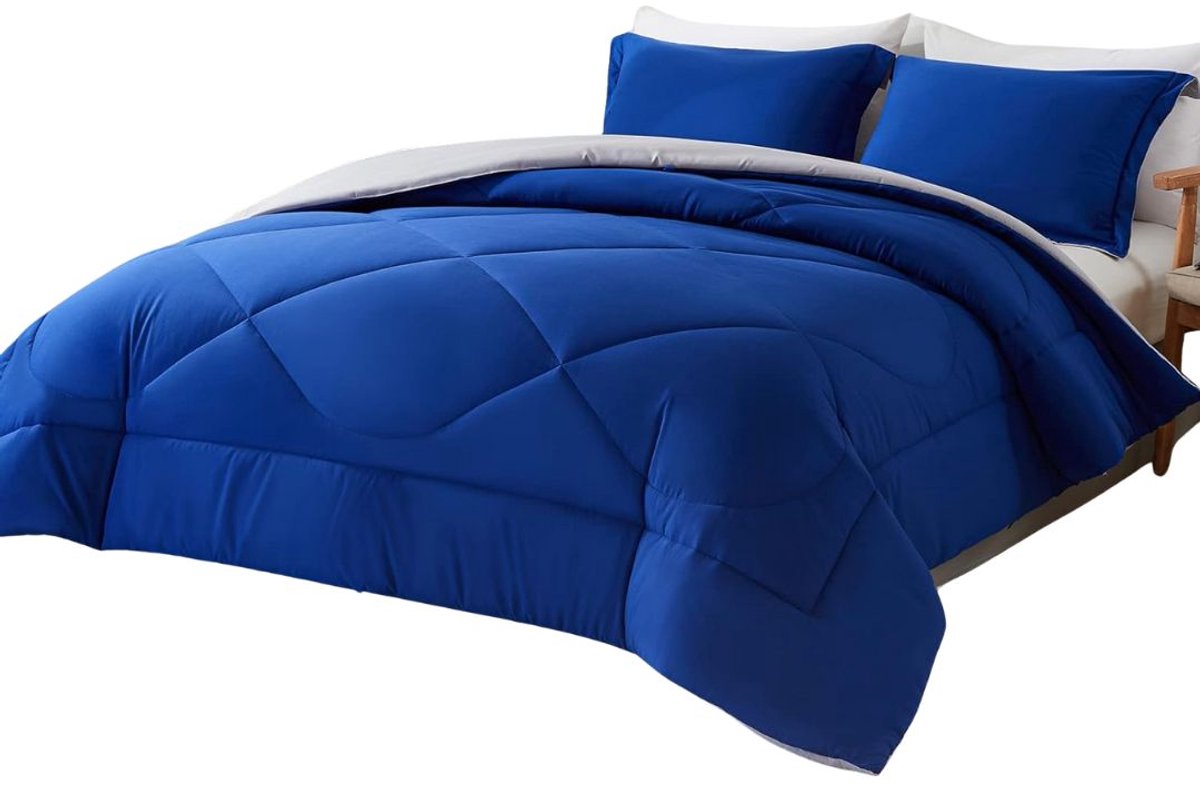 ApexArte® Dekbed 240x220 - 2 Persoons 4 Seizoenen - Wasbaar - Extra Zacht - Marineblauw