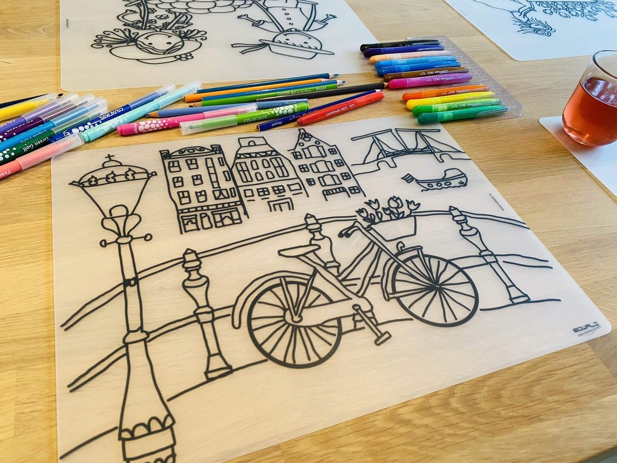 Placemat fiets aan gracht - inkleurbaar en uitveegbaar - 30 x 40 cm
