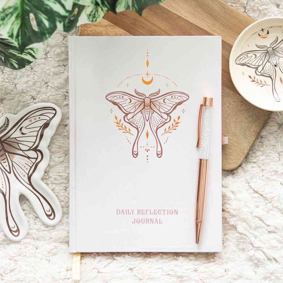 Something Different - Luna Moth Daily Reflection and Clear Quartz Crystal Pen Notitieboek - Multicolours