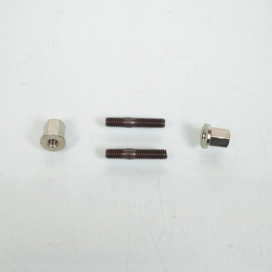 Kit de 10 goujons inox M8 x 30 Kit de 10 goujons inox M8 x 30