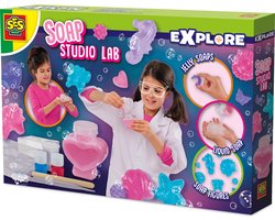 foto van SES Creative - Soap Studio Lab - Zelf zeep maken set voor kinderen - Maak vloeibare, harde en gelzeep - Experimenteerdozen - Knutselen Meisjes