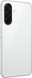 Witte Samsung Galaxy A26 5G met zwarte cameralens en zilveren rand.