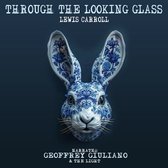 Een konijnenmasker met blauw-witte Delftsblauwe patronen, titel 'Through The Looking Glass'.