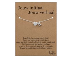 Letter K Armband op Cadeau Kaartje - Jouw initiaal, jouw verhaal - 15,5cm + 5,5cm verstelbaar Zilverkleurig Stainless Steel - Initiaal & Hartje Hanger - Pax Amare