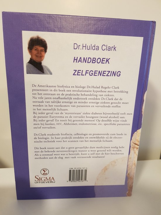 Achterkant boek: portret van Dr. Hulda Clark, met titel "HANDBOEK ZELFGENEZING" en tekst.