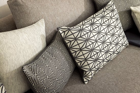 Dutch Décor NISA - Coussin d'extérieur 40x60 cm - déperlant et UV-résistant - Charcoal Gray - Anthracite