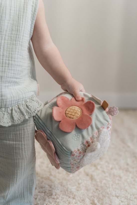 Nijntje x Little Dutch Activiteitenkubus - Lucky Blossom van Little Dutch — afbeelding 4
