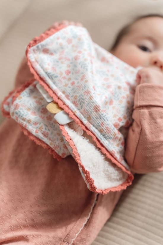 Nijntje x Little Dutch Knuffeldoekje - Lucky Blossom van Little Dutch — afbeelding 5