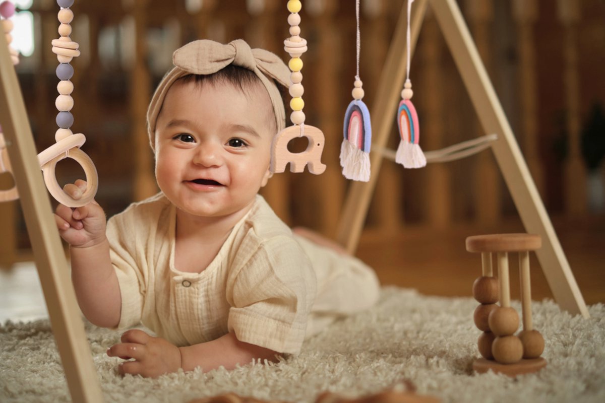 Babygym incl. 5 speeltjes speelmat – Houten Speelboog Baby – Finesse Online Store