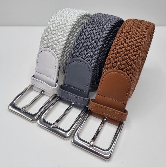 Drie gevlochten elastische riemen: wit, grijs en bruin. Met witte, grijze en bruine leren details en zilverkleurige gespen.