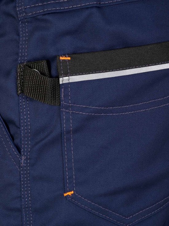 Pantalon de travail bleu marine avec une bande noire sur la poche et un passepoil réfléchissant.