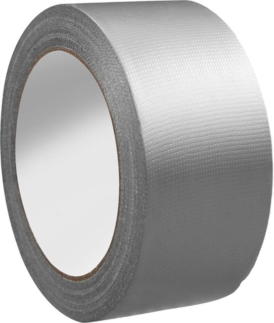 Rol grijs ducttape met textuur, op een witte achtergrond.