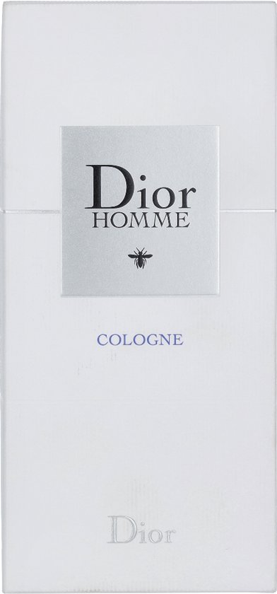 Dior Homme Cologne verpakking. Witte doos met zilveren label, blauwe tekst 'COLOGNE' en een bij.