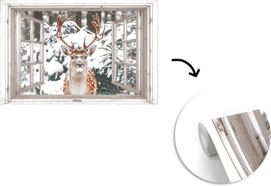 Behang - Fotobehang Doorkijk - Hert - Sneeuw - Winter - Bos - Dieren - Natuur - Breedte 450 cm x hoogte 300 cm