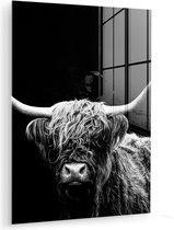 MuchoWow® Tableau sur verre 30x40 cm - Tableau acrylique sur verre - Highlander écossais - Vache - Zwart - Wit - Animaux - Photo sur verre - Décoration murale salon - Décoration murale chambre - Peintures