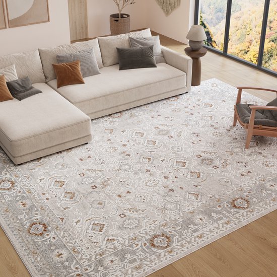 TAPISO Trend Tapijt Kortpolig - Vintage Tapijt Hoge Kwaliteit - Elegant Woonkamer Tapijt in Beige Crème met Bruin Grijs - Bloemenpatroon - Easy Care Tapijt - OEKO-TEX 140x200
