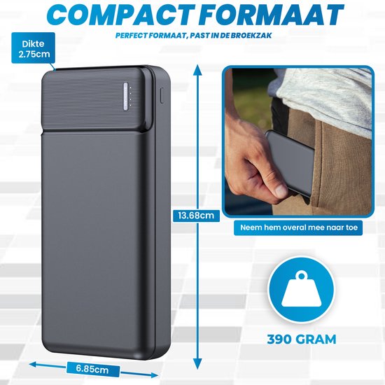 Zwarte powerbank met afmetingen 13.68cm x 6.85cm x 2.75cm en gewicht 390 gram, past in broekzak.