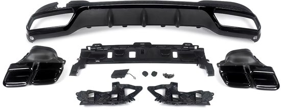 Zwarte achterbumper diffuser set met uitlaatpijpen, hitteschilden en bevestigingsbeugels.