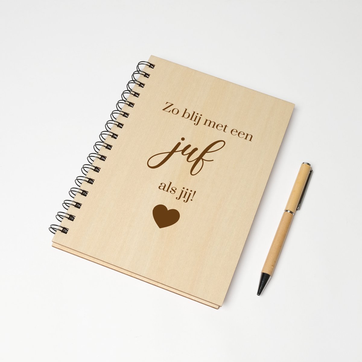 Notitieboek A5 - Luxe balpen - Cadeau - Einde schooljaar cadeau - Notitieboek - Cadeau juf - Blij met een juf als jij