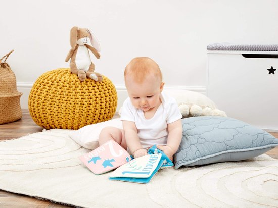 Pooh Classic knuffeldoekje van rainbowdesigns — afbeelding 3
