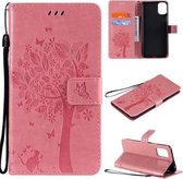 Voor LG K42 Tree & Cat Pattern Pressed Printing Horizontale Flip PU Leather Case met houder & kaartsleuven & portemonnee & Lanyard (roze)