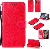 Voor Galaxy A70e Lace Flower Embossing Pattern Horizontale Flip lederen tas, met houder & kaartsleuven & portemonnee & fotolijst & lanyard (rood)