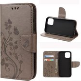 Voor iPhone 12 Pro Max Butterfly Flower Pattern Horizontale Flip Leather Case met houder & kaartsleuven & portemonnee (grijs)