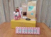 Giftbox - voor haar - chocolade cadeau - bonbons - snoeppakket - delicatessen - thee pakket - thee cadeau