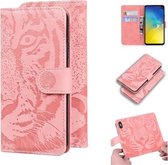 Voor Samsung Galaxy S10e Tiger Embossing Pattern Horizontale Flip lederen tas met houder & kaartsleuven & portemonnee (roze)